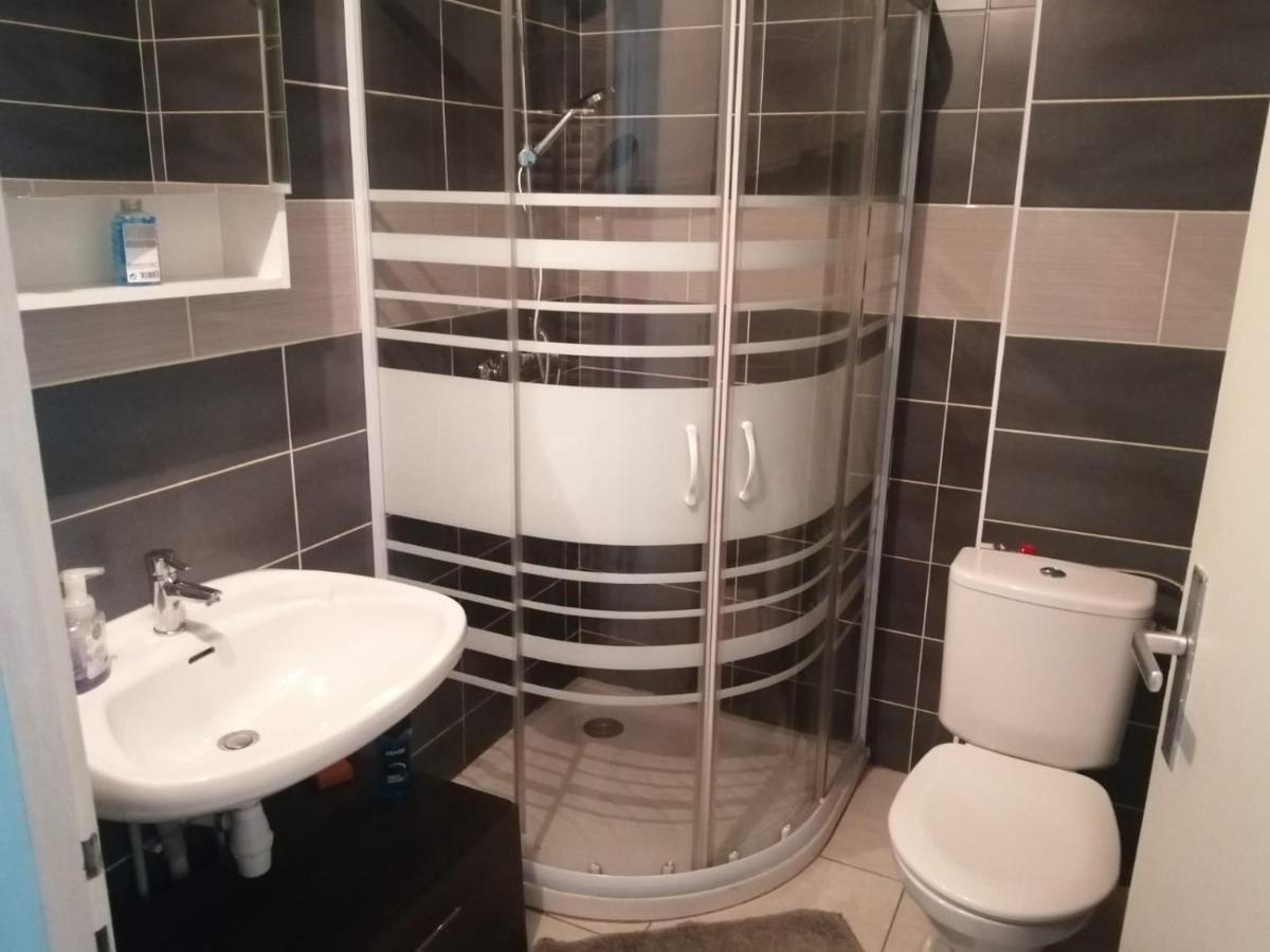 Location D'Appartement Entierement Meuble Pres De Geneve Annemasse Bagian luar foto